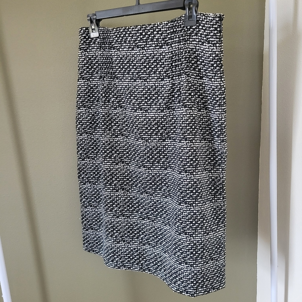 Worthington pencil skirt